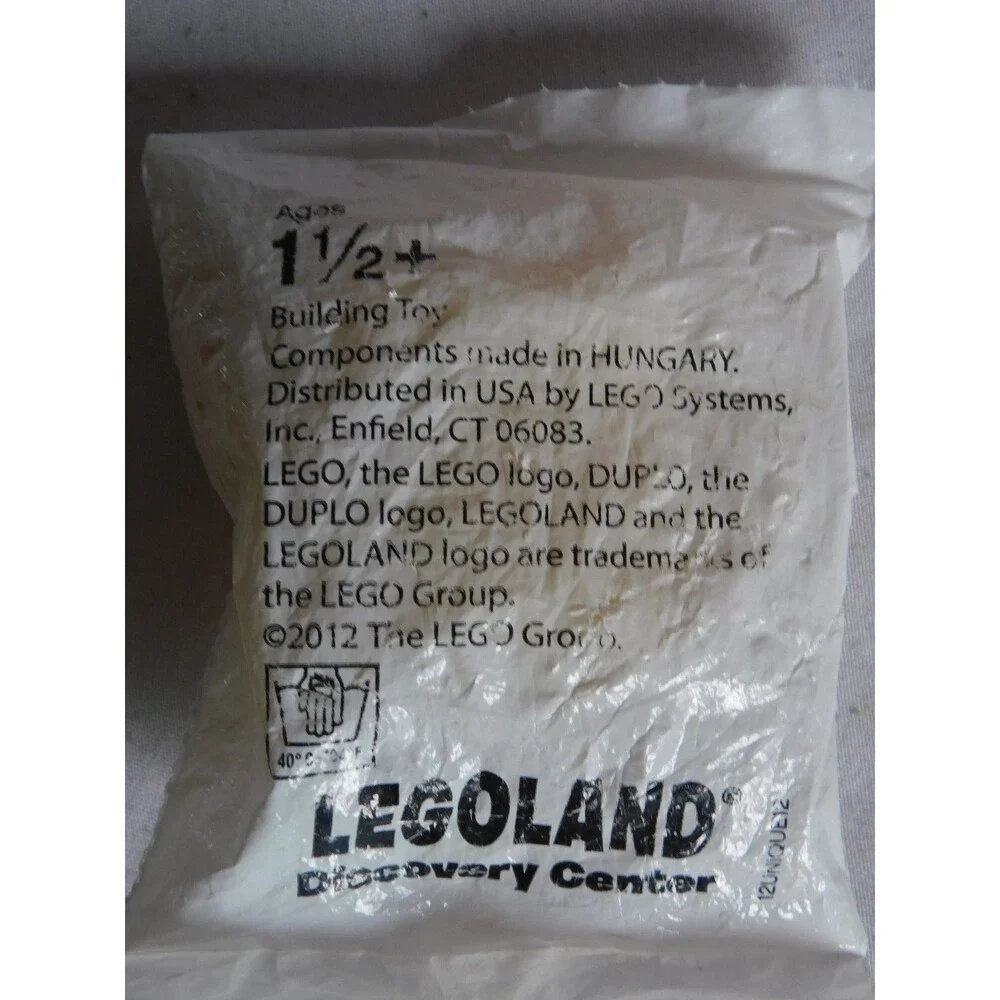 LEGO Yellow Legoland Discovery Center Factory 2012 Promo Brick
